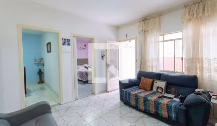 Casa à Venda - Artur Alvim, 2 Quartos,  600 m2