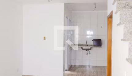 Casa à Venda - Água Fria, 2 Quartos,  56 m2