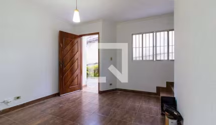 Casa à Venda - Vila Carmosina, 2 Quartos,  66 m2