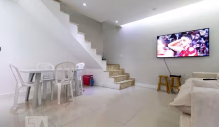Casa à Venda - Vila Campestre, 2 Quartos,  70 m2