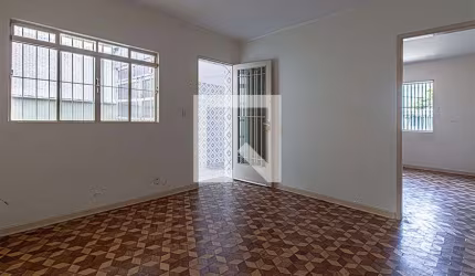 Casa à Venda - Vila Liviero, 2 Quartos,  120 m2