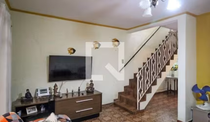 Casa à Venda - Vila Jacuí, 3 Quartos,  165 m2