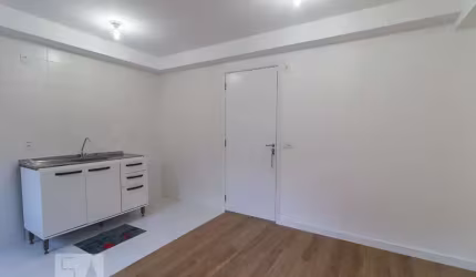 Apartamento à Venda - Jardim Éster Yolanda, 2 Quartos,  41 m2