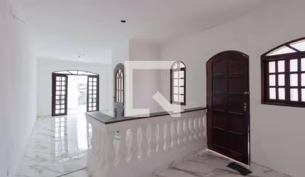 Casa à Venda - Vila Jacuí, 5 Quartos,  190 m2