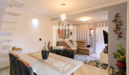 Casa à Venda - Jardim Éster Yolanda, 3 Quartos,  150 m2