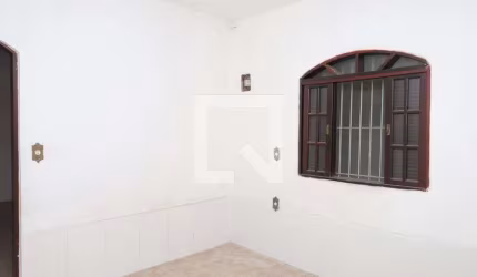 Casa à Venda - Vila Jacuí, 3 Quartos,  200 m2