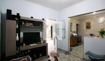 Casa à Venda - Vila Jacuí, 3 Quartos,  140 m2