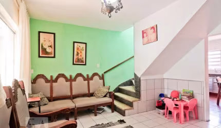 Casa à Venda - Água Fria, 2 Quartos,  74 m2