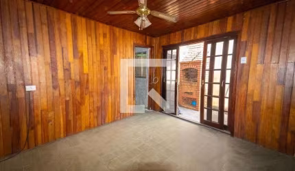 Casa à Venda - Vila Santa Clara, 2 Quartos,  90 m2