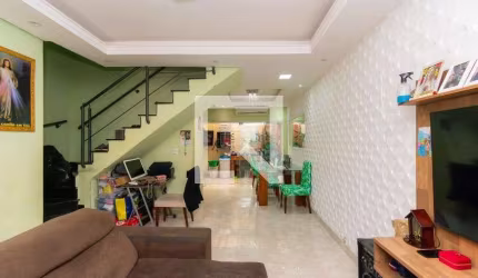 Casa à Venda - Vila Ema, 2 Quartos,  130 m2