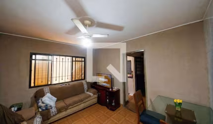 Casa à Venda - Vila Formosa, 2 Quartos,  150 m2