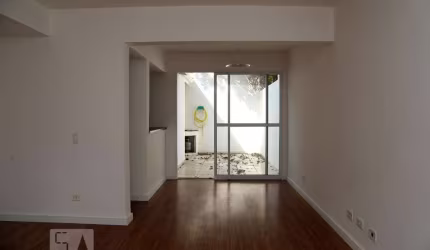 Casa à Venda - Vila Andrade, 2 Quartos,  74 m2