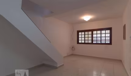Casa à Venda - Jardim Éster Yolanda, 2 Quartos,  140 m2