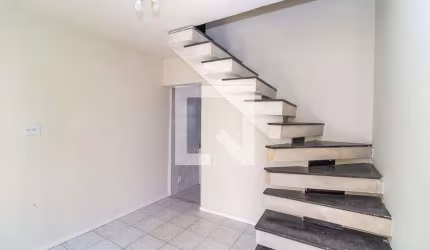 Casa à Venda - Vila Alpina, 2 Quartos,  101 m2