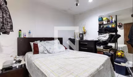 Casa à Venda - Bosque da Saúde, 4 Quartos,  90 m2