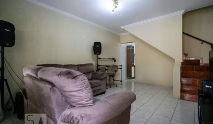 Casa à Venda - Água Fria, 4 Quartos,  102 m2