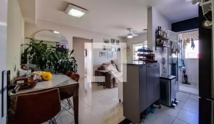 Apartamento à Venda - Liberdade, 3 Quartos,  55 m2