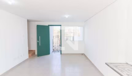 Casa à Venda - Jardim Éster Yolanda, 2 Quartos,  77 m2