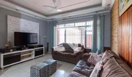Casa à Venda - Vila Jacuí, 3 Quartos,  110 m2