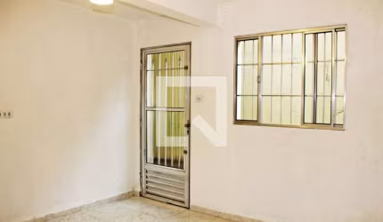 Casa à Venda - Vila Jacuí, 2 Quartos,  80 m2