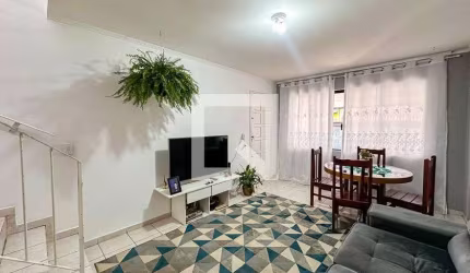 Casa à Venda - Vila Amália, 2 Quartos,  120 m2