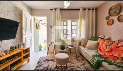 Casa à Venda - Veleiros, 2 Quartos,  120 m2