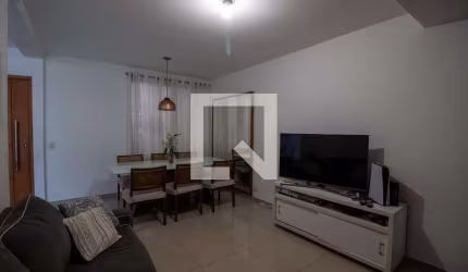 Casa à Venda - Jardim Éster Yolanda, 2 Quartos,  122 m2
