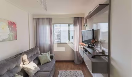 Apartamento à Venda - Jardim Éster Yolanda, 3 Quartos,  70 m2