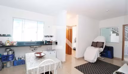 Casa à Venda - Água Fria, 2 Quartos,  67 m2
