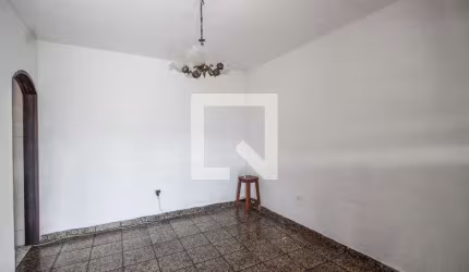Casa à Venda - Vila Dionísia, 2 Quartos,  150 m2