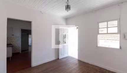 Casa à Venda - Vila Ré, 2 Quartos,  152 m2