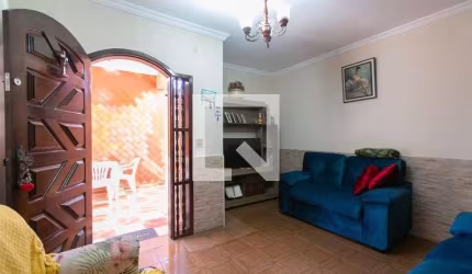Casa à Venda - Vila Jacuí, 4 Quartos,  136 m2