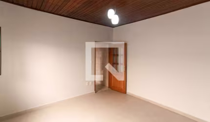 Casa à Venda - Vila Mazzei, 2 Quartos,  90 m2