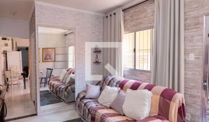 Casa à Venda - Jardim Brasília, 2 Quartos,  120 m2