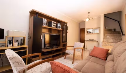 Casa à Venda - Vila Santa Maria, 3 Quartos,  100 m2