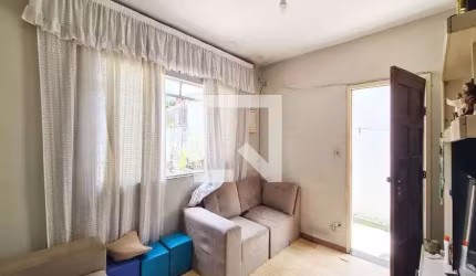 Casa à Venda - Sapopemba, 2 Quartos,  250 m2