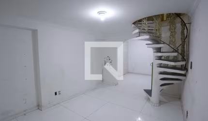 Casa à Venda - Vila Re, 2 Quartos,  250 m2