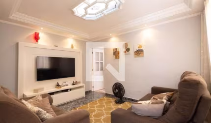 Casa à Venda - Vila Carrão, 2 Quartos,  190 m2