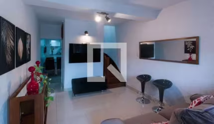 Casa à Venda - Bosque da Saúde, 2 Quartos,  80 m2