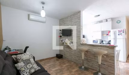 Casa à Venda - Itaquera, 2 Quartos,  190 m2