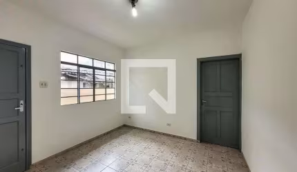 Casa à Venda - Vila das Mercês, 2 Quartos,  250 m2
