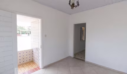 Casa à Venda - Piqueri, 2 Quartos,  90 m2
