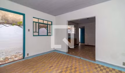 Casa à Venda - Vila Sônia, 1 Quarto,  133 m2
