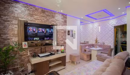 Casa à Venda - Itaquera, 2 Quartos,  83 m2