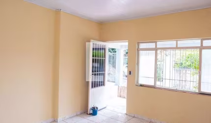 Casa à Venda - Jardim Brasília, 2 Quartos,  215 m2