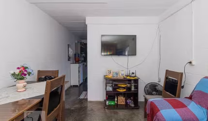 Casa à Venda - Jardim Peri, 2 Quartos,  60 m2