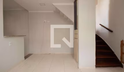 Casa à Venda - Vila Ré, 2 Quartos,  80 m2