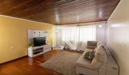 Casa à Venda - Jardim Éster Yolanda, 4 Quartos,  217 m2