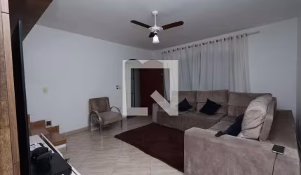 Casa à Venda - Vila Mendes, 3 Quartos,  1 m2