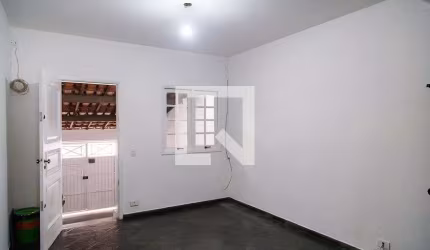 Casa à Venda - Vila Campestre, 2 Quartos,  71 m2